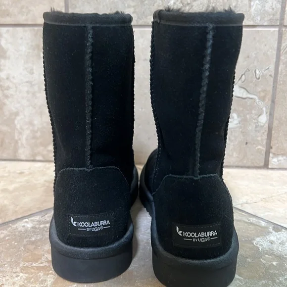 Kookaburra by UGG Black Short Women’s Boots - Picture 2 of 8